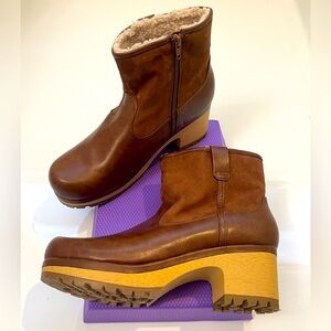 Universal Thread Brown Heeled Boots